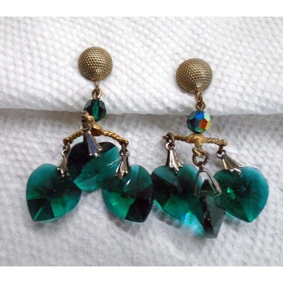 VINTAGE NEWHOUSE GREEN HEART CHANDELIER EARRINGS CLIP-ON STUNNING - Picture 1 of 4